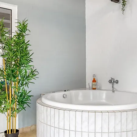 Large Pool House In Husby With Sleeping Space For 18 People * Ulfborg