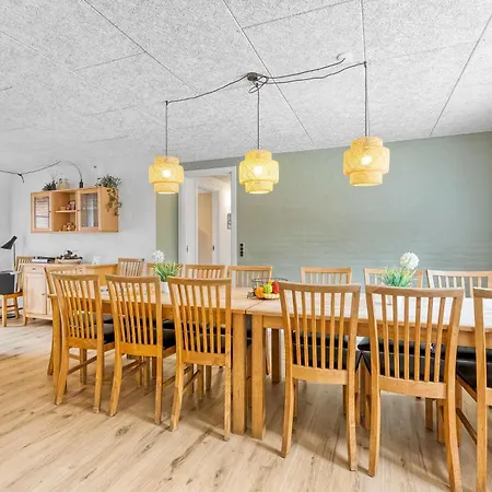 Tatil Evi Large Pool House In Husby With Sleeping Space For 18 People *